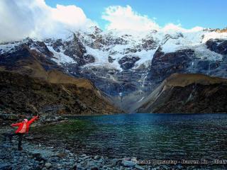 Humantay Lake