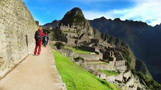 Difference Superior Inca Trail vs Cheap Inca Trail