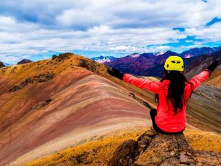 Visit the Yuracochas rainbow mountain in Lima